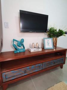 Apartamento frente piscinas naturais, na badalada rua das sombrinhas!! Melhor localização de Porto de Galinhas!!