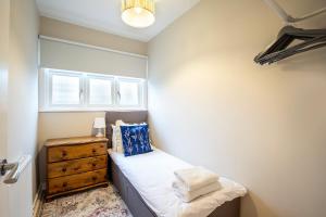 Bright and modern Clapton loft