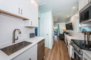 Studio on the Beach! - Aloha Kai #19 - Roelens