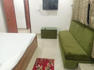 Sweet Home Lodge