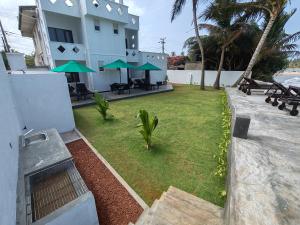 Villa One64 Beach Front - Apartments