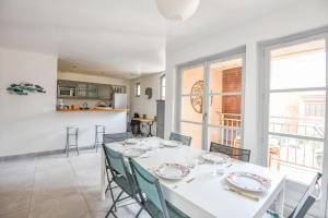 Appartements Le National - Maison de ville avec 3 chambres : photos des chambres