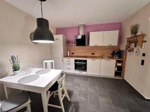 Fachwerkhaus Rosengärtchen by Vulkaneifel-Chalets