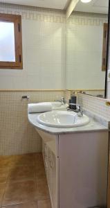 Albir Holidays Font Rotja