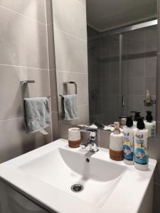 Moderno y Elegante departamento cerca a Movistar Arena