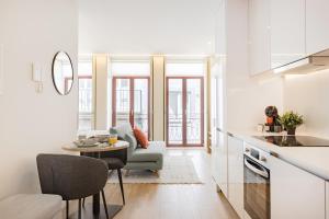 Studio Central 111 Collection