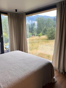 The kube by the mountain