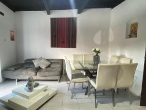 Casa Charlotte Antigua