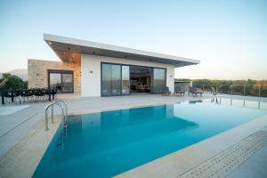 Antiope Retreat