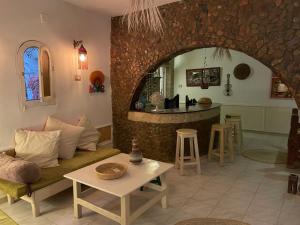 Moods art house stars