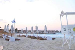 Luxury villa in BoIsland mountain view village