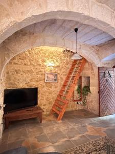 Traditional Holiday Home in the Heart of Nadur