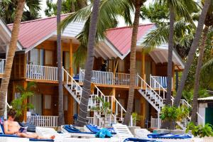 Golden Beach Cottages