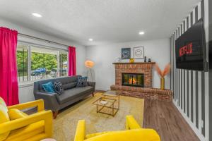 Reel Retreat A 3BR Family-Friendly Escape - Ubytování bez kategorie ve městě Arvada