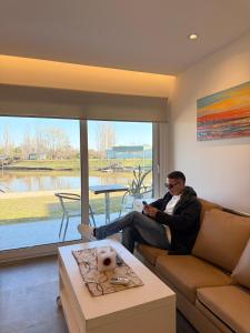 Isla privada - 2 ambientes con vista y confort