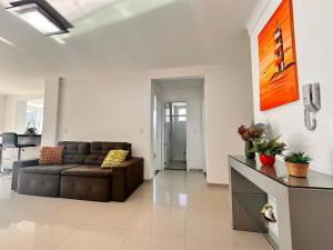 B122 - Apto para alugar perto da praia de Bombas