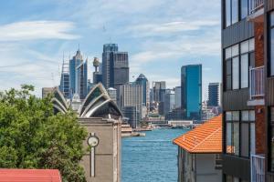 Latitude -Kirribilli Apartment Opera House Views