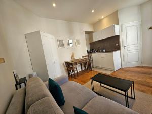 Appartements Aux-Cerfs - Studio coeur de ville : photos des chambres