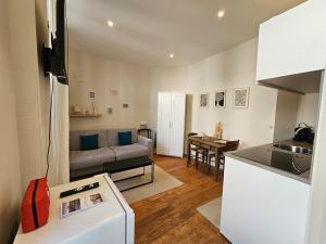 Appartements Aux-Cerfs - Studio coeur de ville : photos des chambres