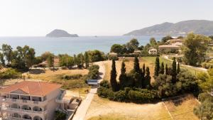 Palm Studios, 350m from Agios Sostis Beach, by ZanteWize