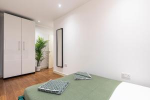 Brick Lane Apartments