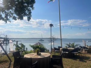 Cozy Ground-Floor Apartment with Terrace