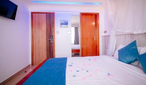 Oceanblue Taeick Hotel