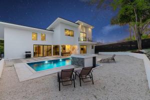 Waterfall Pool, Kids Paradise, Quiet Beaches