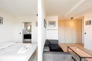 SWEETY- IDEAL COUPLE Moderne 2P, vue mer, parking, clim