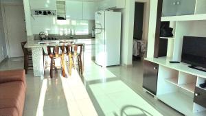 Apartamento amplo no Paraíso Palmas 450m da praia