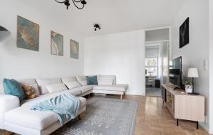 Place at the Bottom of the Lake