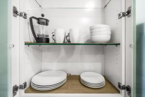 Convenient Quiet Retreat in Prime Location