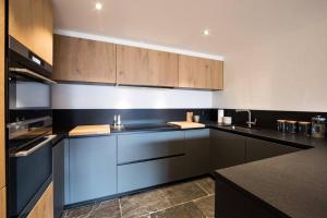 La Ruinette-Stylish 2-bed with pool & gym access