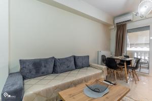 Rubies - Premium And Comfy Stay in Egaleo-Athens