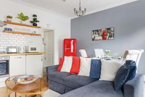 Stylish Home w/ Rare Garden by Regent’s Park