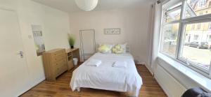 Property Near Aldgate London