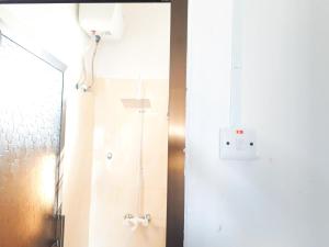 MaTemu Square - 12 Cottages Breakfast Swimming