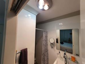 Coastal Salty Air 2Bedrm 2Bath w Ocean Views!