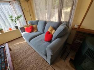 Escape to nature! Cozy and authentic chalet on park