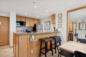 Lodge Tower 394 Two Bedroom Residence