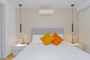 Alcazar de oviedo by Host Medellin