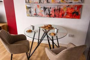 Cozy and Modern 2-bed apartment