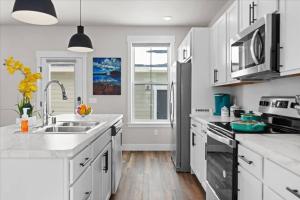 Stay with Style in this Townhome