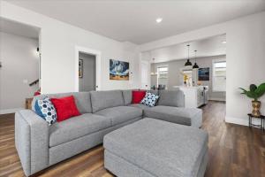 Stay with Style in this Townhome