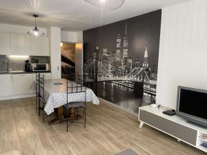Appartements 2 bedrooms for 5 with parking - near tram : photos des chambres