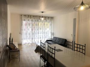 Appartements 2 bedrooms for 5 with parking - near tram : photos des chambres