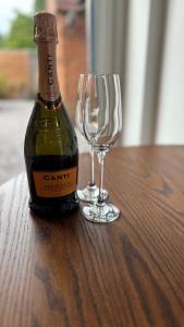 NEW Tendaka Stylish Hideaway