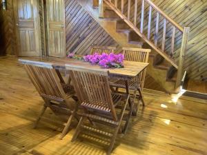 Beachfront Home With Pristine, Calm Waters, White Sands And Unbelievable Sunset