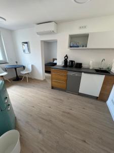 Ferienwohnung Wasser - Bude