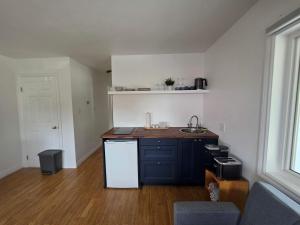 Hunts Point Beachside Suite #13